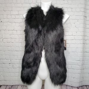 Sebby Collection Black Faux Fur & Knit Vest For Fall Size S